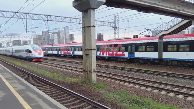 Поездка на мцд иволга скоростной сапсан двухэтажный поезд поезда для детей смотреть онлайн