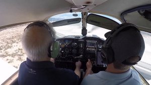 Landing airplane Cessna 172.Посадка Цессна 172