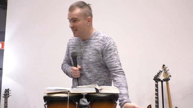 Ломающий время смотреть онлайн