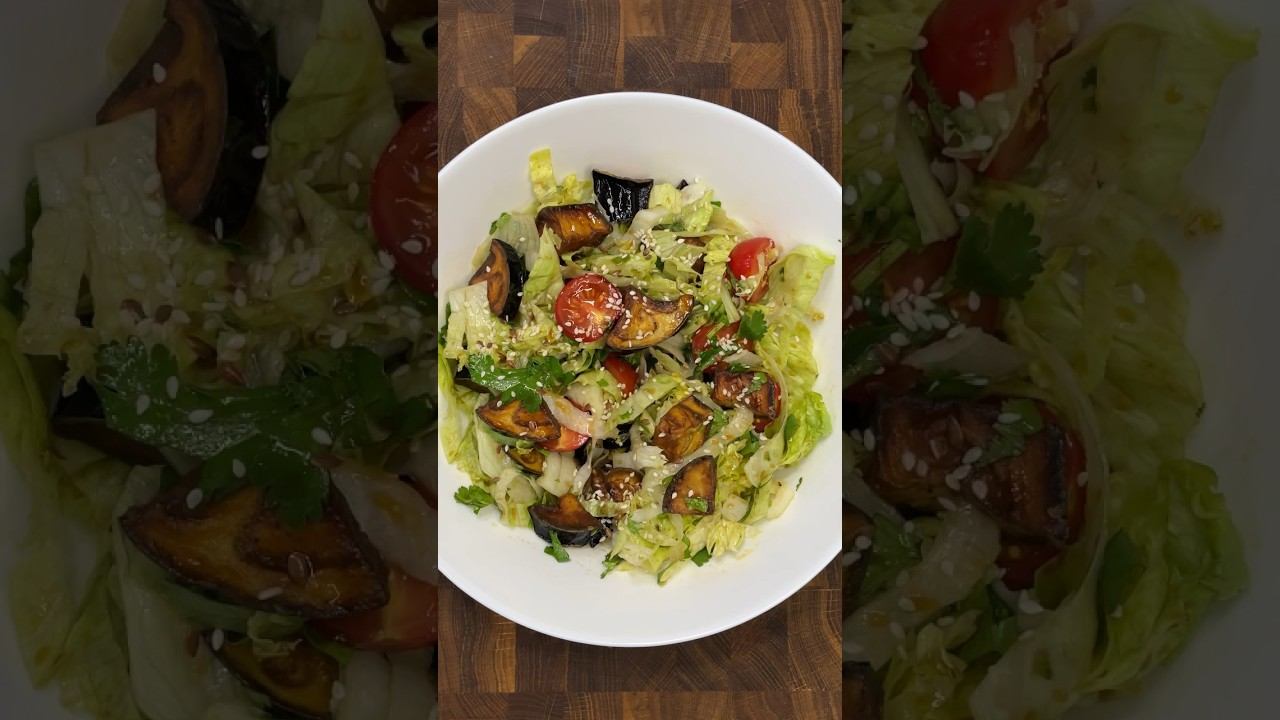 ВКУСНЫЙ САЛАТ С ХРУСТЯЩИМИ БАКЛАЖАНАМИ #shorts #салат #рецепт #вкусно #salad #баклажаны # смотреть онлайн