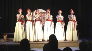 И светла от берез Россия (Умывает красно солнышко...)
