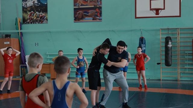 Тренировка борьба Георгиевск смотреть онлайн