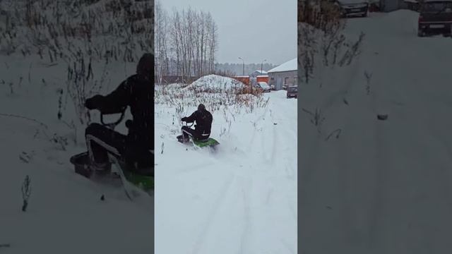 Электроснегокат в подарок на новый год