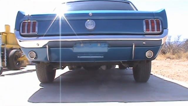 66 Mustang with a 289 and Flowmaster American Thunder exhaust смотреть онлайн