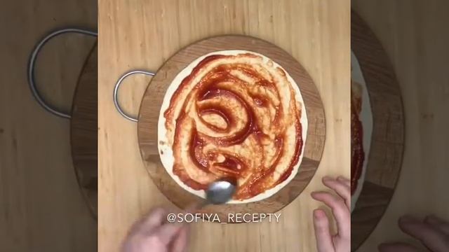 Ленивая Пицца за 10 минут! Быстрый и вкусный рецептна скорую руку!