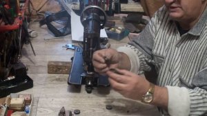 Швейная зиг-заг машина _Durkopp Adler_. Часть №1.