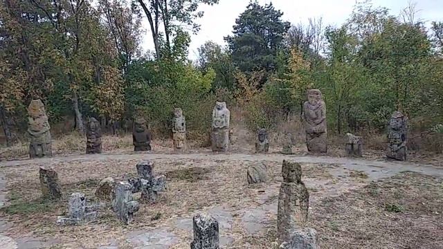 27.08.2020 Запорожье. Хортица. Круг каменных изваяний. смотреть онлайн