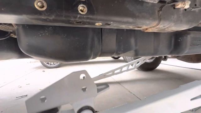 Mcgaughy’s Traction Bar DIY on 17-20 F250 смотреть онлайн