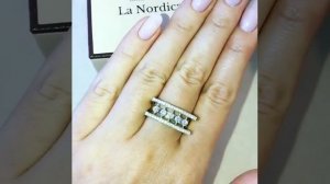 Кольцо с танцующими бриллиантами