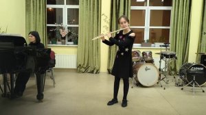 Andante und Polonaise ( Rud, Tillmetz )
Исполняет Виталия Гришина, 13 лет ( 5 класс)