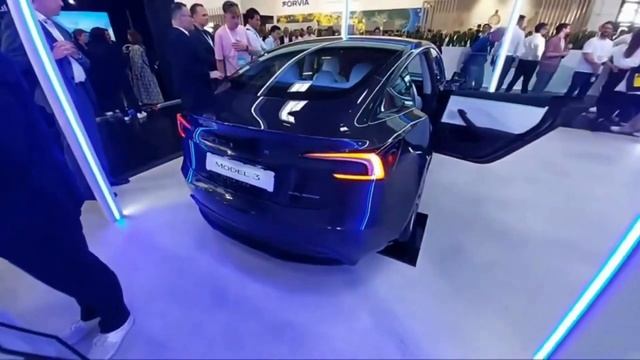 2024 TESLA MODEL 3 First Look and Walkaround | NEW Tesla Model 3