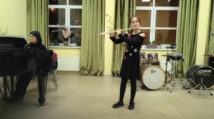 Notturno ( Joachim Andersen)
Исполняет Виталия Гришина, 13 лет (5 класс)