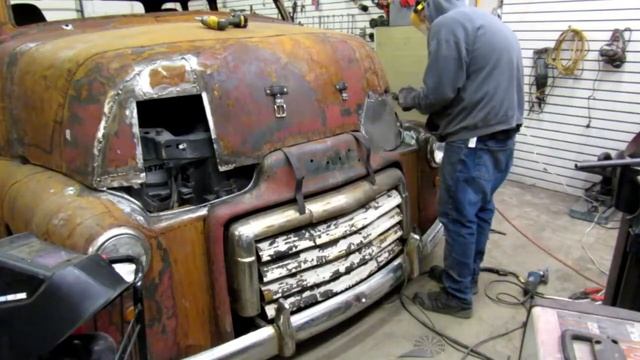 FABRICATING A CUSTOM HOOD FOR A HOT ROD GMC *REBUILDING RAT ROD* смотреть онлайн
