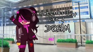 She looks just like a dream Meme/ old trend/ New Ship! Simp cameraman X speaker woman