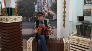 Импровизация на песню " Златые горы... "