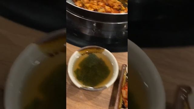 ไก่ผัดซอสคาลบี้ смотреть онлайн