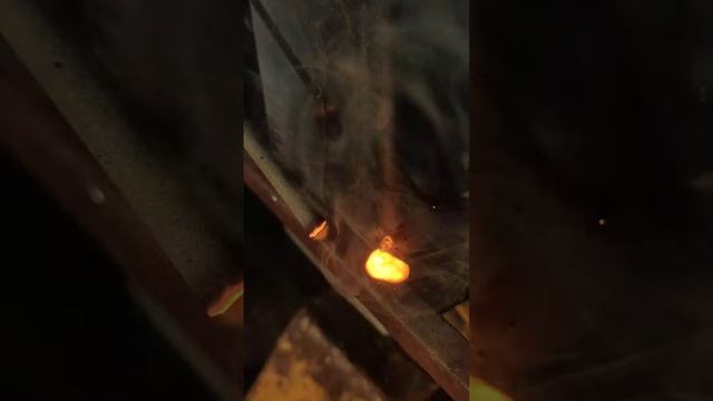способ направления электродов при сварке толстого и тонкого чугуна