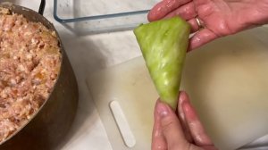 Голубцы - Кулечки удобно сворачивать и  складывать в кастрюлю