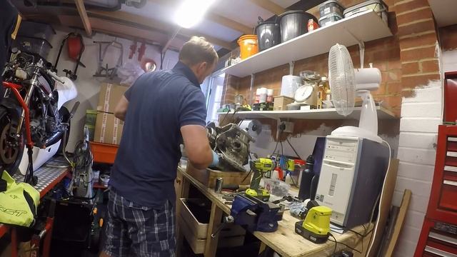 Thunderbike Race Prep Video 1 - Engine Strip Ducati 748 смотреть онлайн