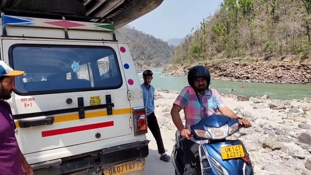 Индия.Ришикеш. Как искупаться в Ганге и чем заняться ,если ты не йог. смотреть онлайн