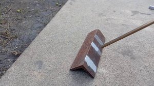 напыление защитного слоя цинка на металл.....это делает кузов автомобиля защищенным на 100%