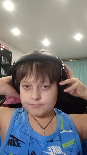 играем в,,FNAF“