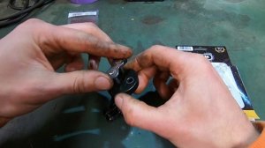 How to use AFAM Easy Riv 5 Chain Rivet Tool - Riveting a shortened hollow link chain - Daytona 675