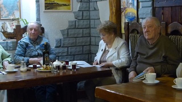 Лана Лесникова Михаил Трифонов Елена Борейко о роли литературы в науке Академгородка смотреть онлайн