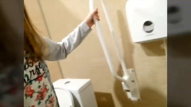 В туалете туалет!!! VLOG#1 смотреть онлайн