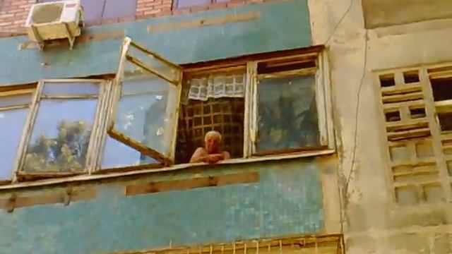 Двор на ул. Зольной 3, Ташкент, 05.08.2015г. 1037 смотреть онлайн