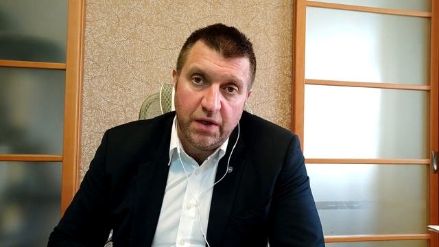 Реакция властей на обвальное падение рубля Дмитрий Потапенко
