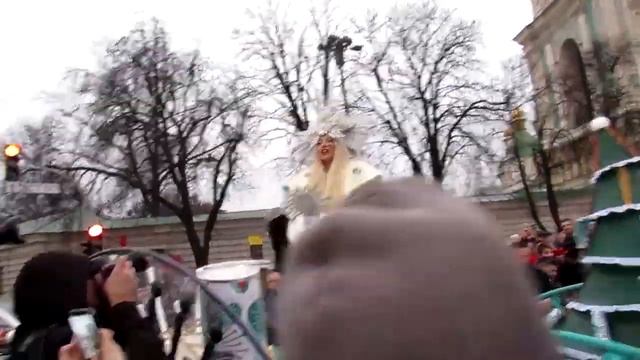 Оля Полякова  Borjomi New Year Parade Софиевская площадь 2019