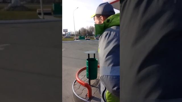 как заправщик отказывался заправлять газовый баллон