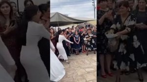 Марьям Казиева сельская свадьба. 👏🏼👏🏼 песня «Ширин гафар »