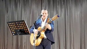 ЕГОР ТРОФИМОВ - романс "Королева Зима" (Live, фрагмент, 18.12.2020 г.)