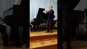 Бурмистров Фёдор труба (15 лет)    В.Щёлоков " Детский концерт"