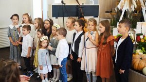 Песня от детей - "Маленькие детки много не знают"