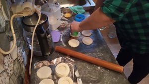 Ватрушки из слоёного теста,с творогом!👍😋
