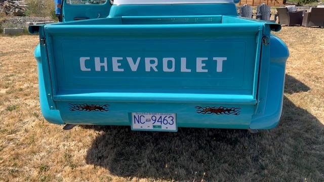 FOR SALE: 1957 Chevrolet 3100 pickup. Start up & Walk Around смотреть онлайн