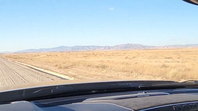 2022 RAM TRX cruising at ~70mph on gravel/dirt! More smooth than some paved roads! 🤷 смотреть онлайн