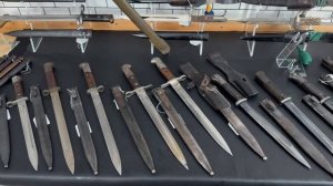 ДОСТУПНЫЕ_Штыки_германии_и_холодное_оружие_на_рождественском_аукционе_Warstory_05012024210603_MPEG-4