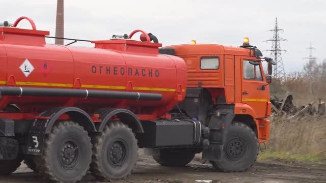 Обзор топливозаправщика-бензовоза АТЗ-12 на базе КАМАЗ-43118