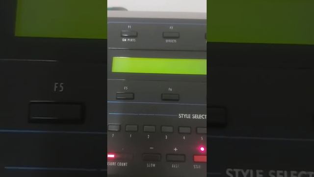 Relíquia:  Solton MS 50 tocando a  música Te perdi em disquete. Ano do teclado 1994. 28 anos смотреть онлайн