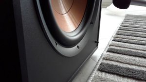 NEW SUBWOOFER klipsch r-100sw BASS TEST