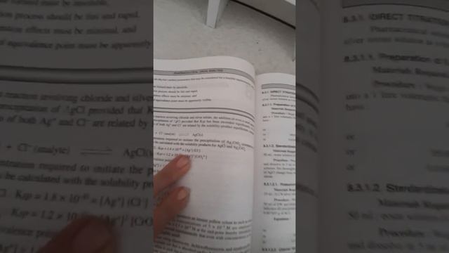 Argentometric Methods Ksp AgNO3 K2CrO4 AgCrO4 titrant analyt смотреть онлайн