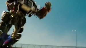 трансформеры мини клип Боункрашер против Оптимуса Прайма