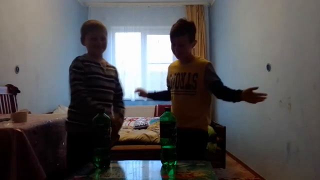 бутылка воды челенж смотреть онлайн