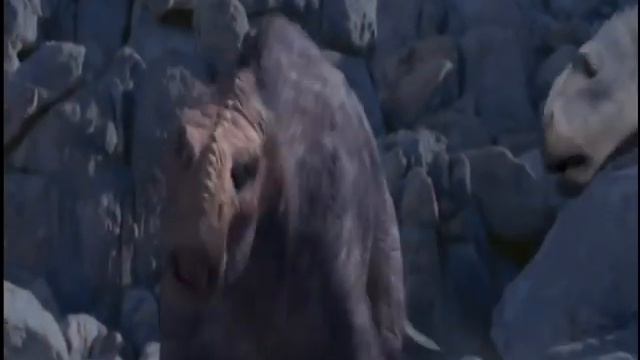 Dinosaur - Kron And Aladar Fight For The Herd.