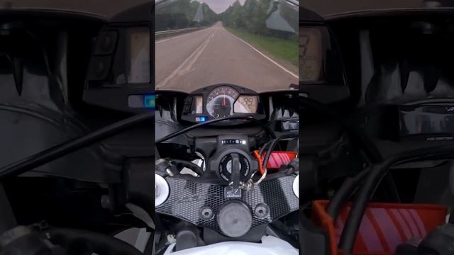 #cbr600rr #спортбайк #скорость #мото #hondacbr600rr #мотоцикл #отпервоголица #обгон