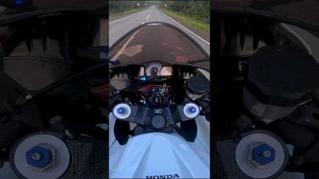 #cbr600rr #спортбайк #скорость #мото #hondacbr600rr #мотоцикл #отпервоголица